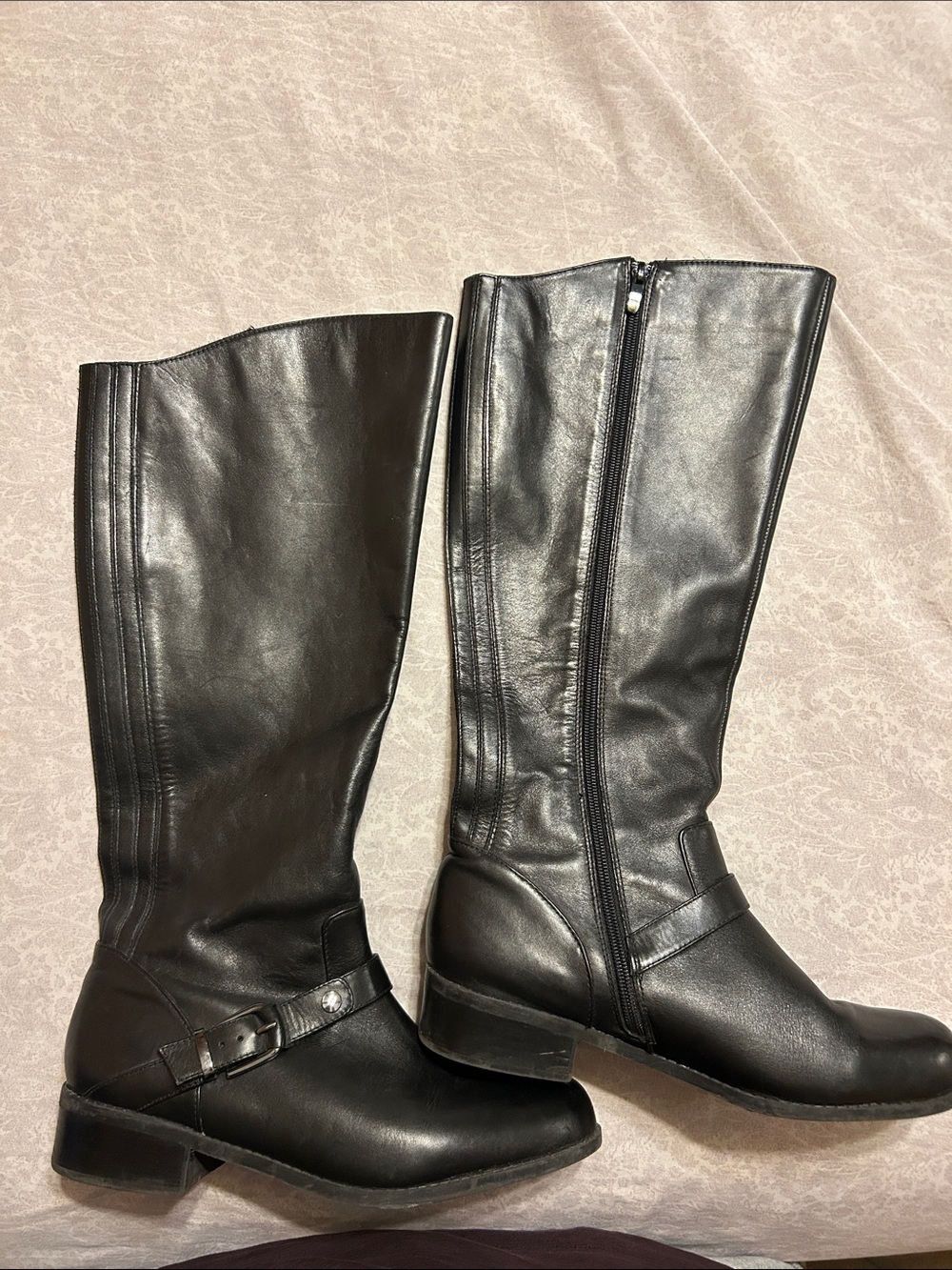 ME TOO brand Classic Black Knee-High Boots size 10 women’s